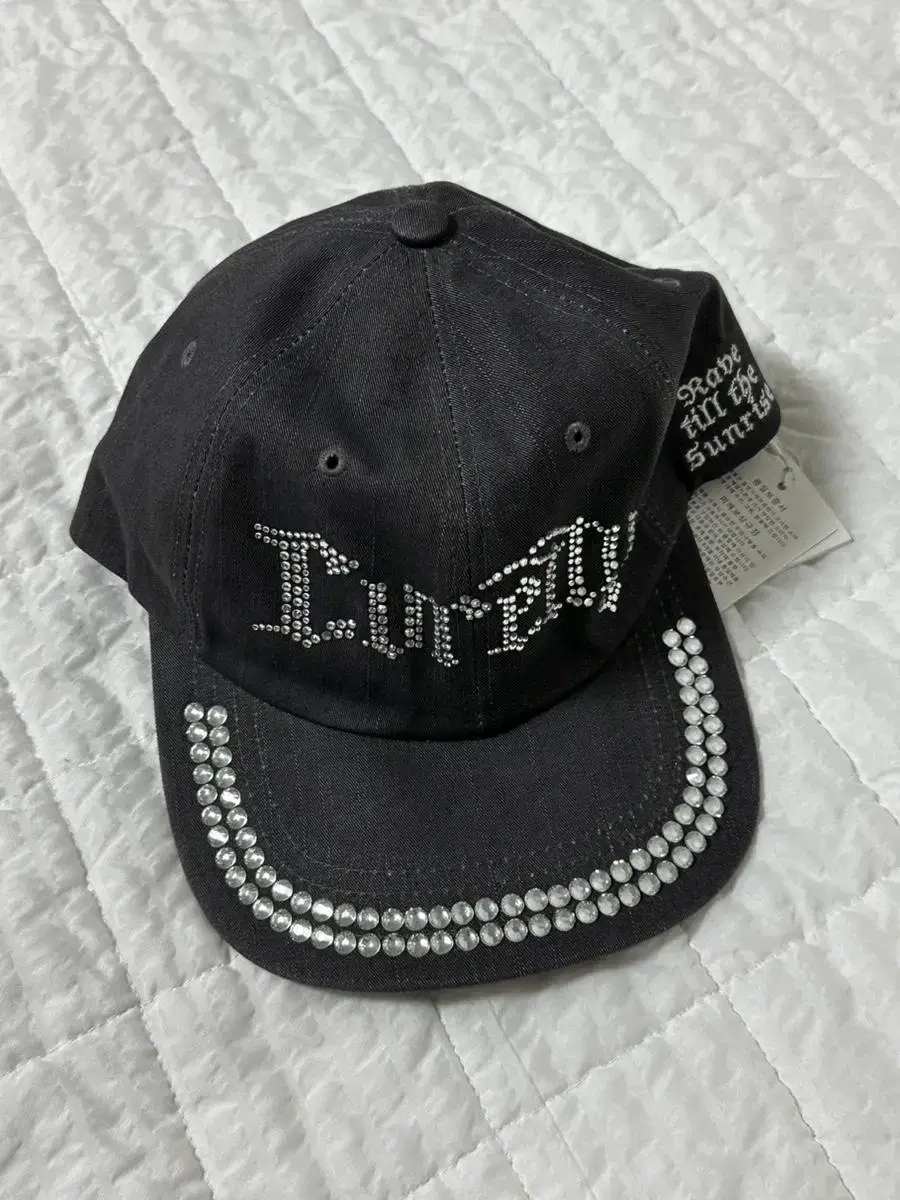 큐리티C RHINESTONE BALL CAP_BLACK